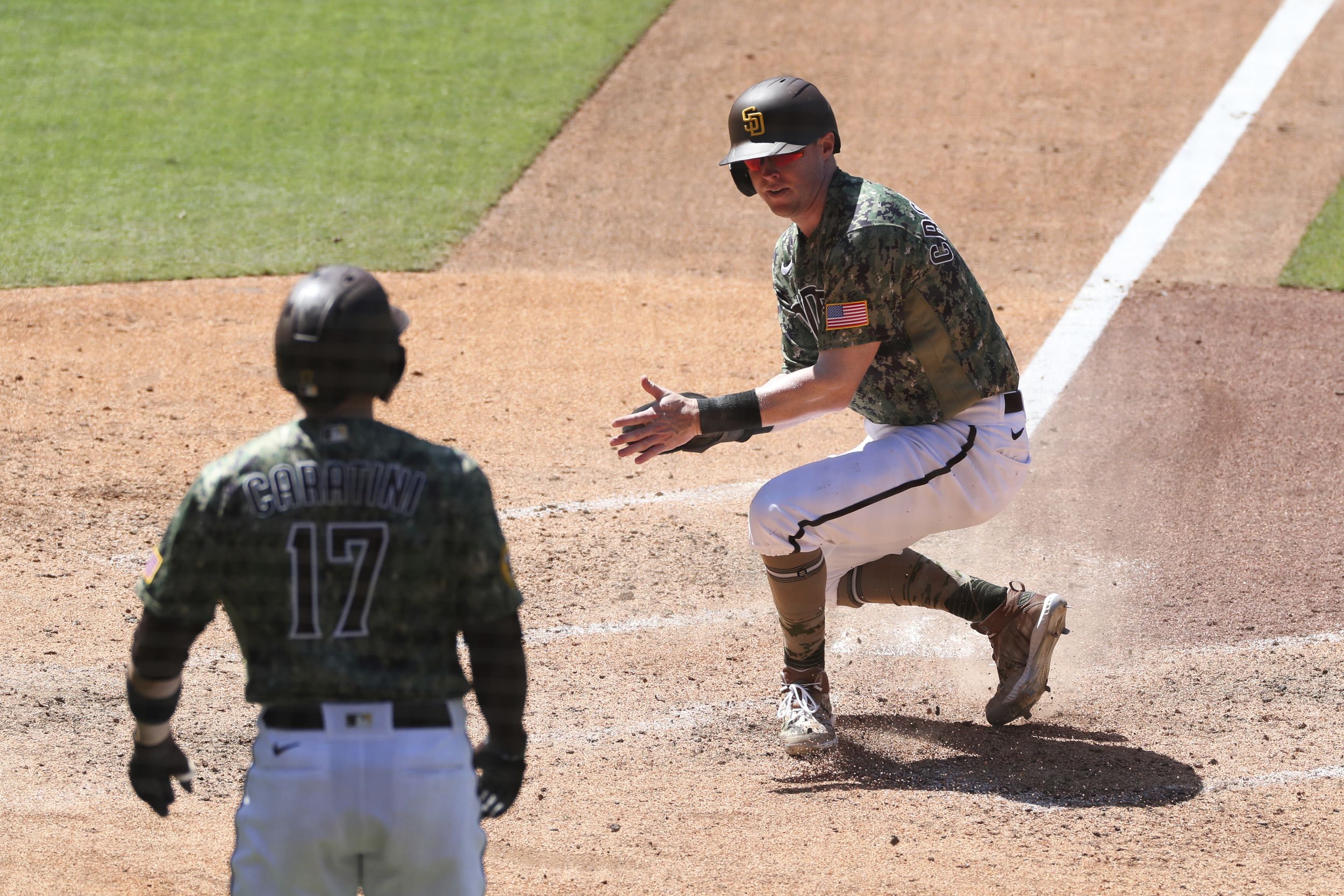 Tatis slam, 6 RBIs, lift Padres to sweep over Mariners - The Columbian