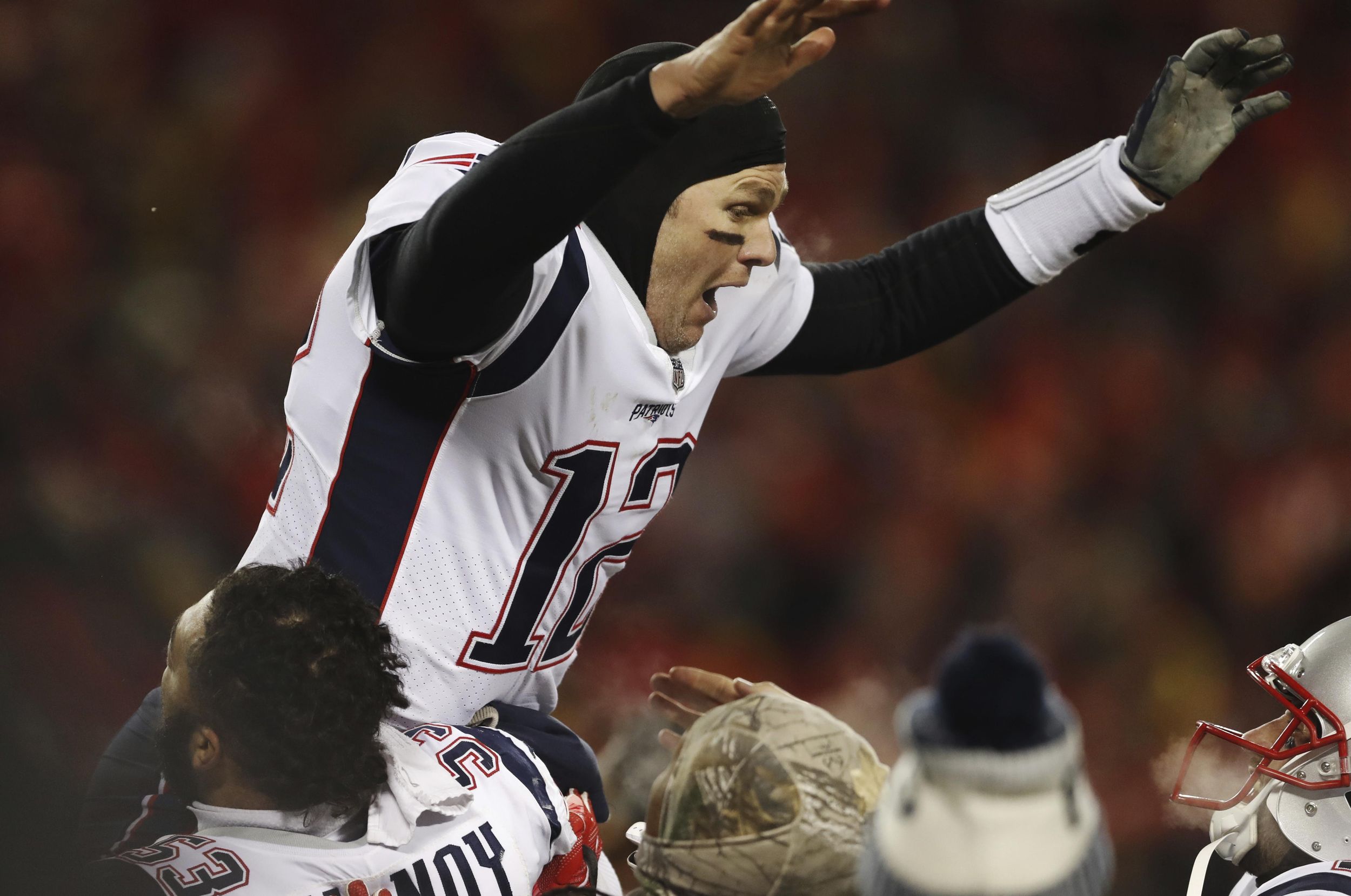 Patriots make 3rd straight Super Bowl, beat Chiefs 37-31 OT