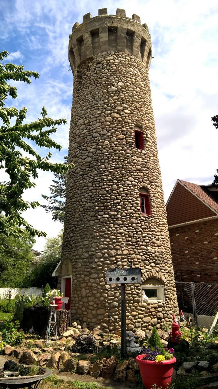 After 103 years watching over Otis Orchards, 60foot tower comes