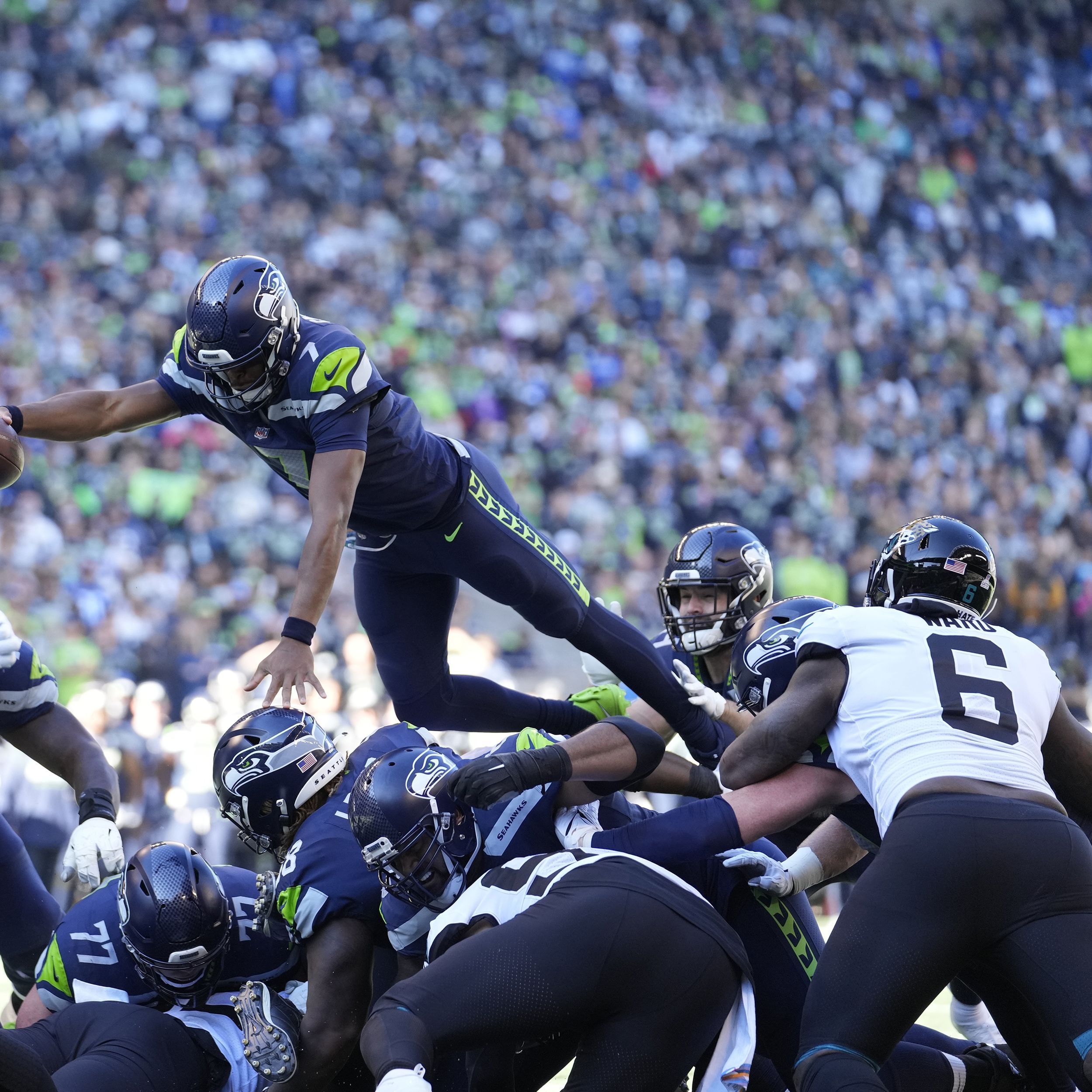 Jaguars have no answers during 31-7 loss to Seahawks