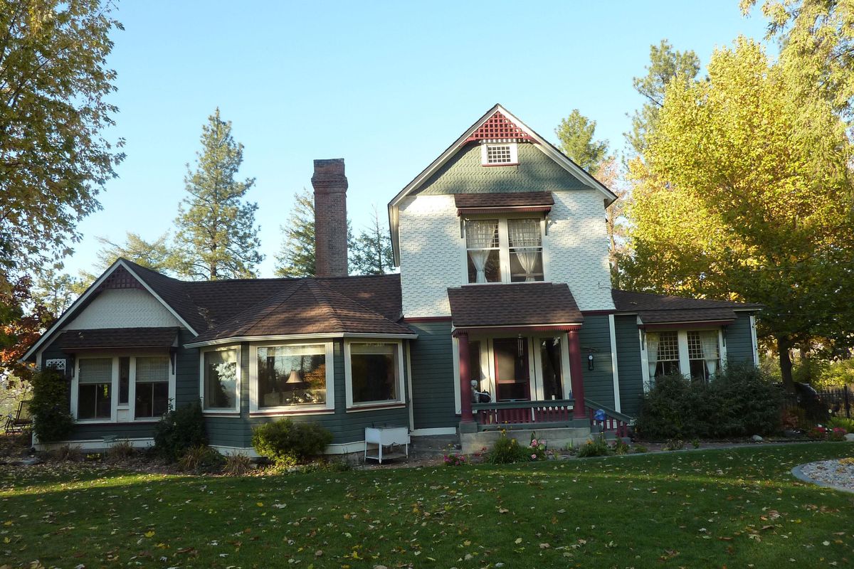 The 1885 Pettet House-Glasgow Lodge overlooking the Spokane River is one of the oldest residential home in Spokane. (Stefanie Pettit / The Spokesman-Review)
