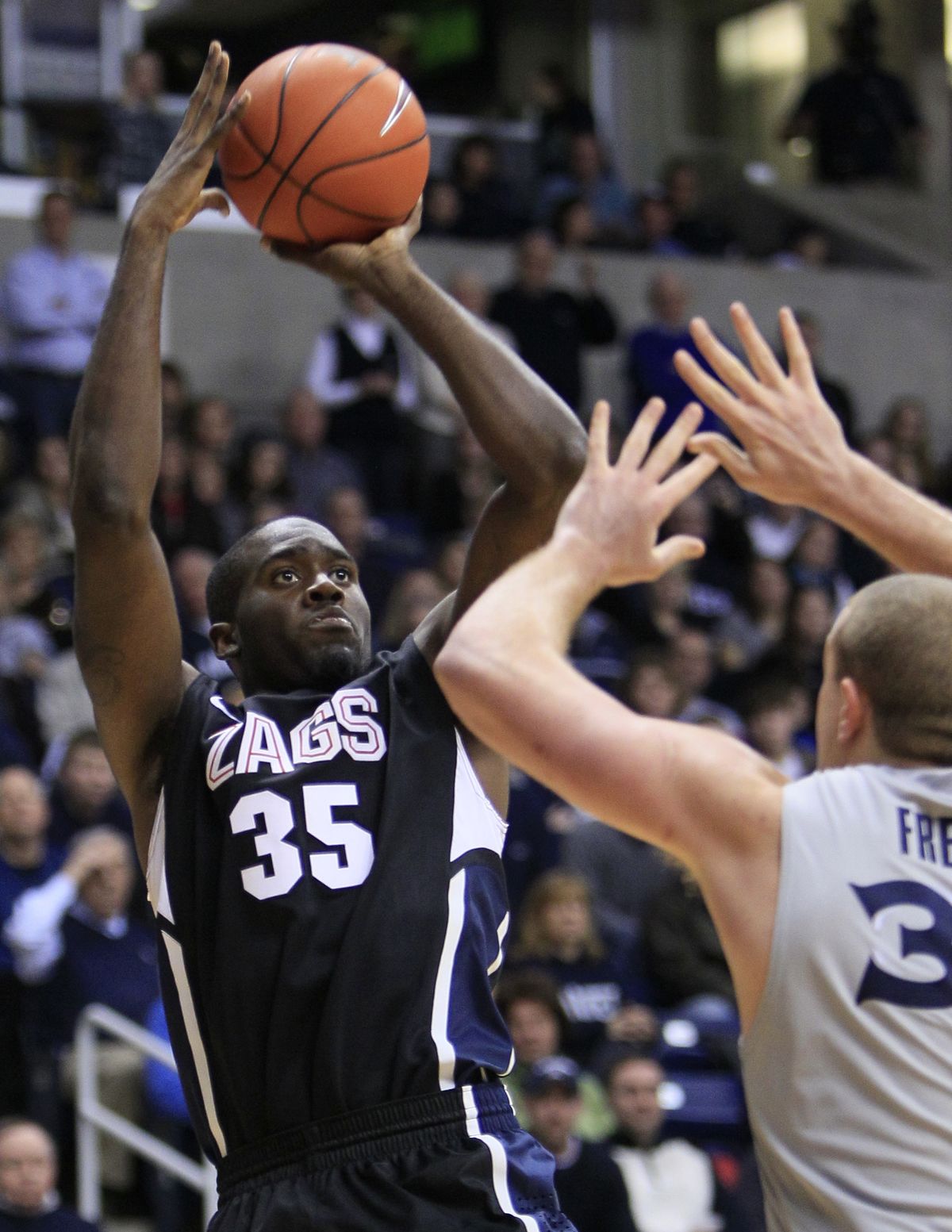 Gonzaga forward Sam Dower had 20 points and 10 rebounds against Xavier. (Associated Press)