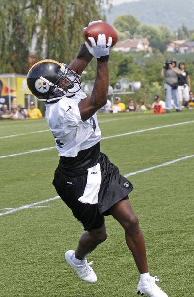 The Pittsburgh Steelers signed wide receiver Antonio Brown to a five-year extension. (Associated Press)