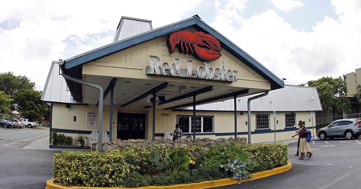 Controversial seafood supplier buys $575 million stake in Red Lobster