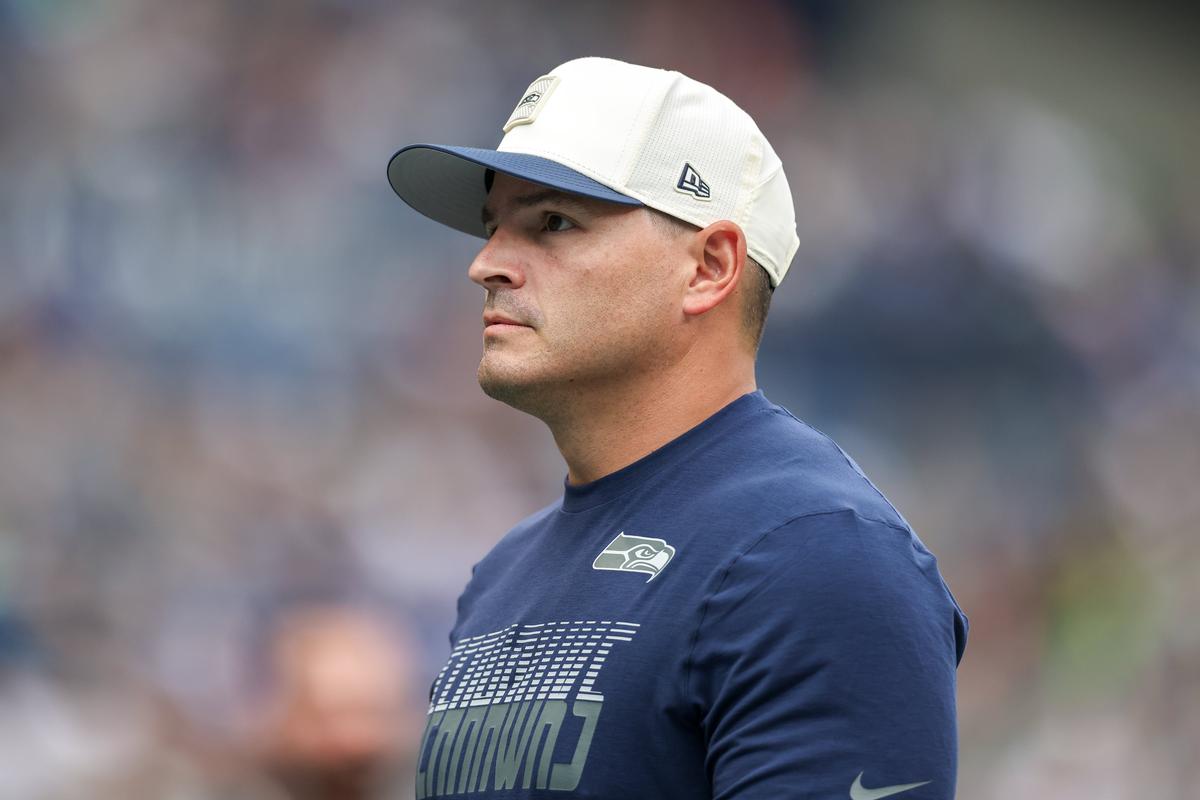 🚨 BREAKING: SEATTLE SEAHAWKS Reportedly Release a Rookie Following ...