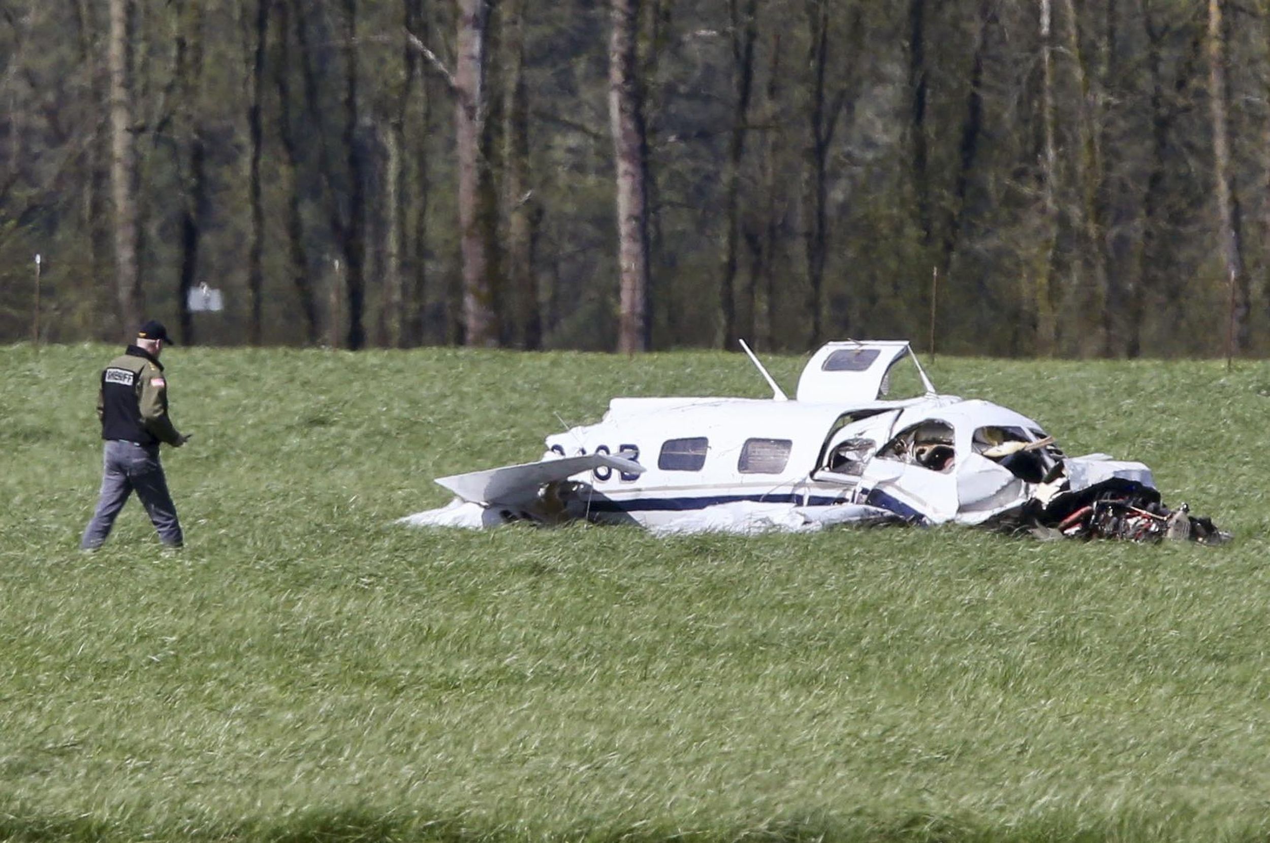 Four Dead In Oregon Plane Crash That Was Approaching Airport The Spokesman Review