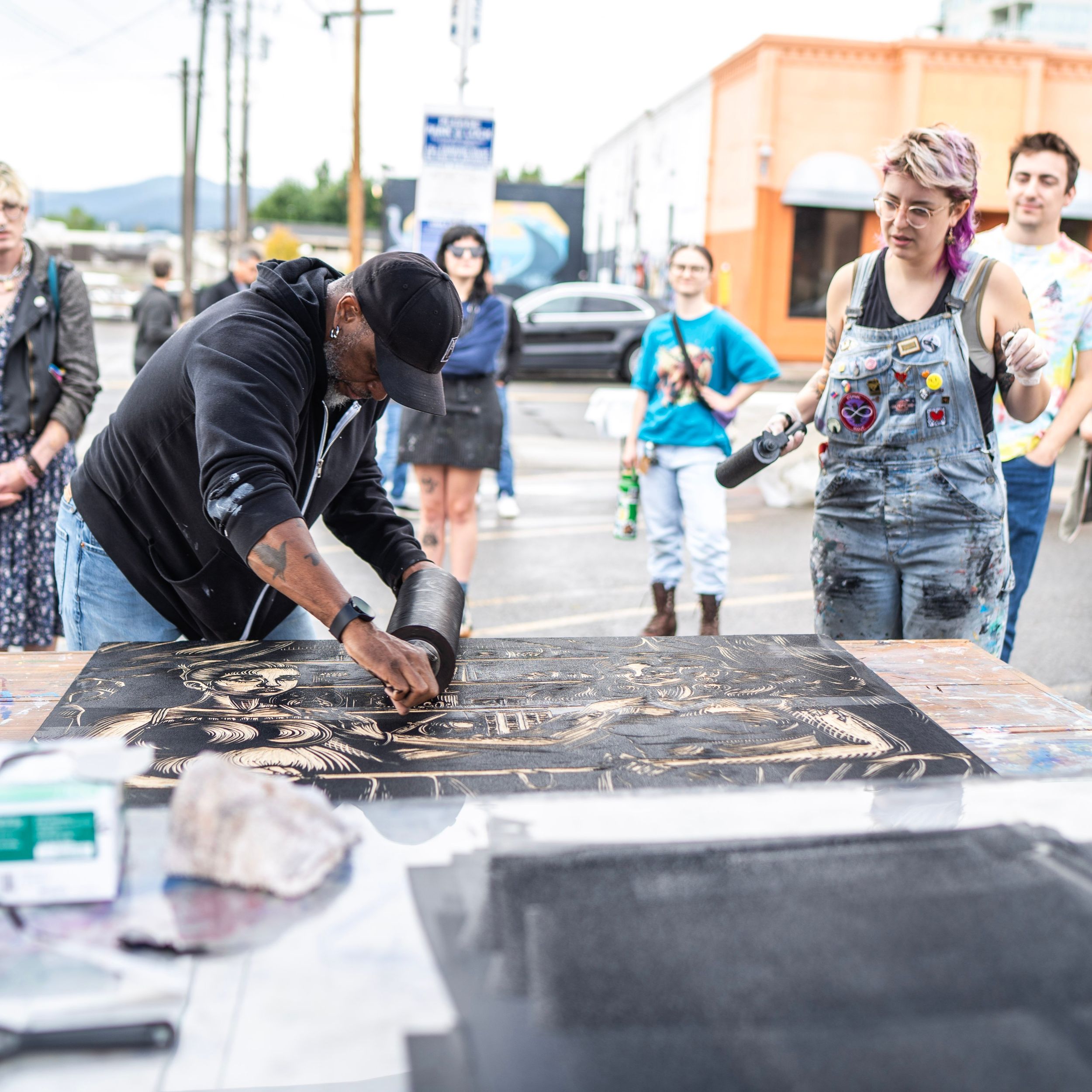 Artist Carl Richardson takes inspiration from hip-hop, freestyling