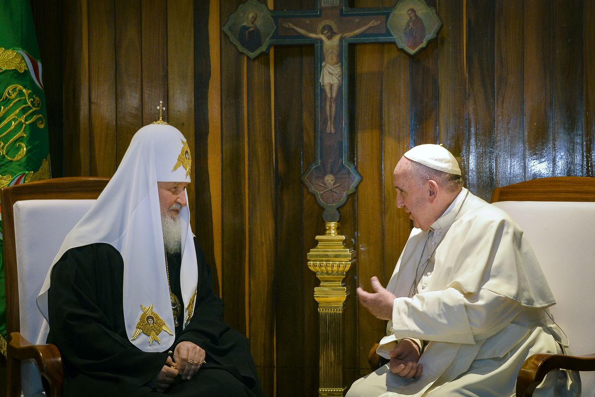 FILE — In this Friday, Feb. 12, 2016 file photo, the head of the Russian Orthodox Church Patriarch Kirill, left, and Pope Francis talk during their meeting at the Jose Marti airport in Havana, Cuba. Pope Francis hasn’t made much of a diplomatic mark in Russia’s war in Ukraine as his appeals for an Orthodox Easter truce went unheeded and a planned meeting with the head of the Russian Orthodox Church was canceled.  (Adalberto Roque)