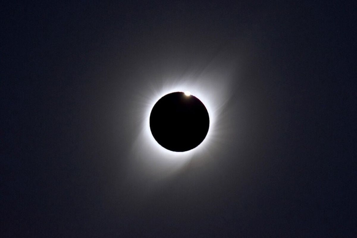 A total solar eclipse shines over Vicuña, Chile on July 2, 2019.  (Washington Post photo by Matthew Cappucci)