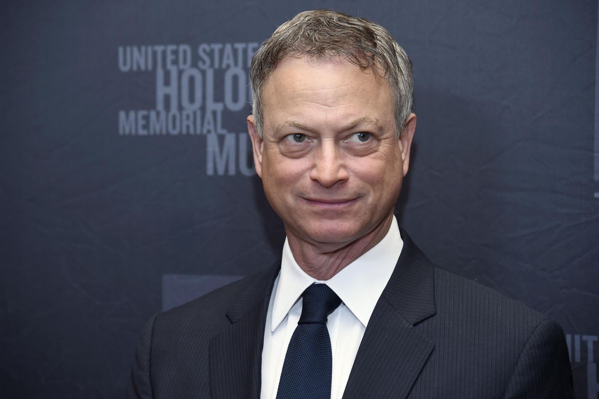 Gary Sinise arrives at the Los Angeles Dinner : What You Do Matters at the Beverly Hilton Hotel on Monday, March 16, 2015, in Beverly Hills, Calif. (Photo by Chris Pizzello/Invision/AP) ORG XMIT: CABR102 (Chris Pizzello / File/Associated Press)