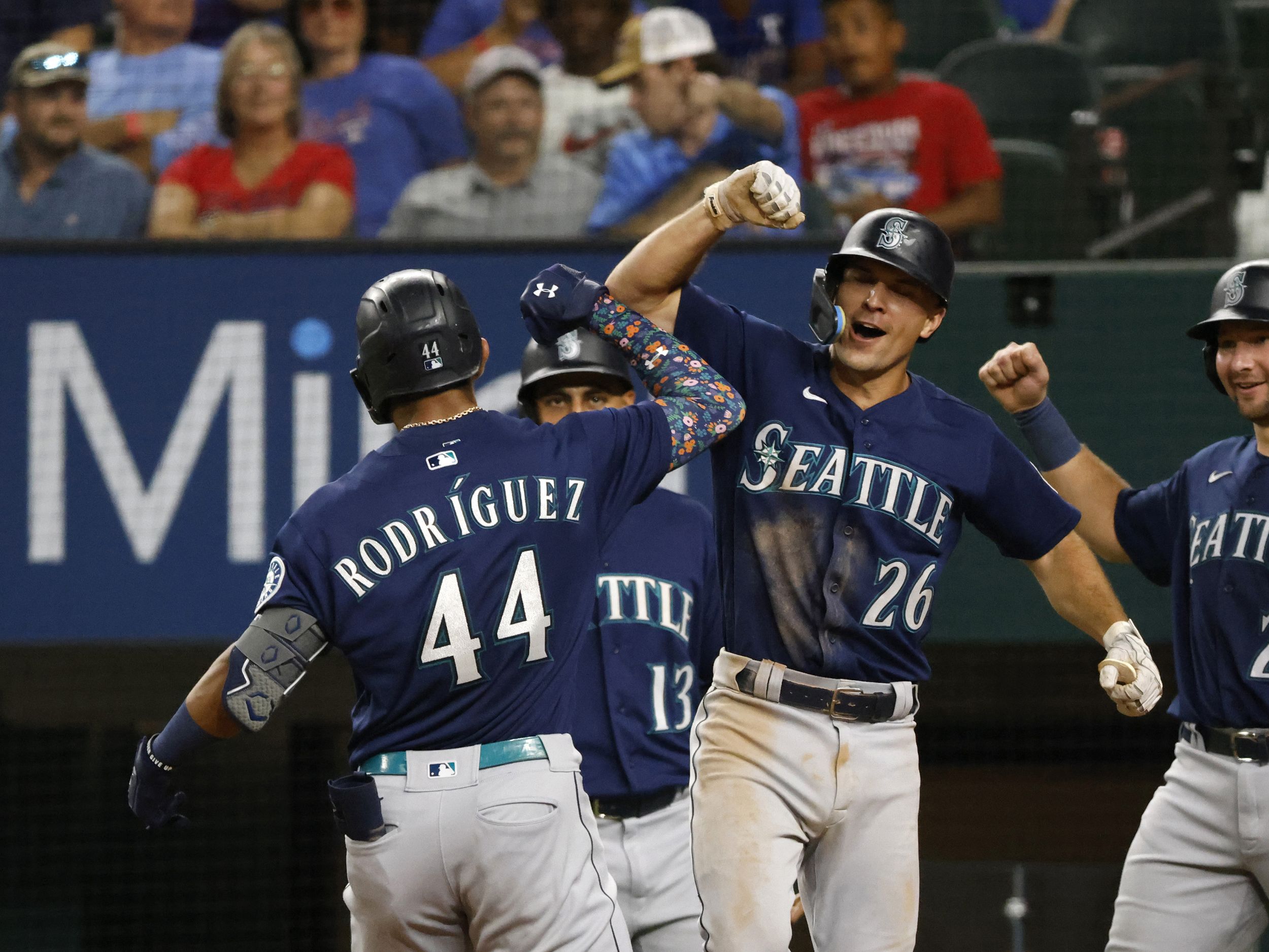 Julio Rodríguez's grand slam leads Mariners to 12th straight win