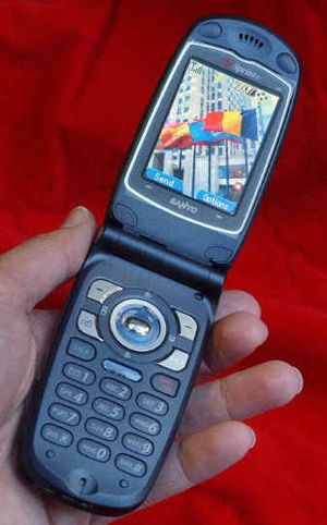 
Phones such as this Sanyo SCP-5500 dual band camera phone on the Sprint mobile phone network are not welcome in Saudia Arabia. 
 (File/Associated Press / The Spokesman-Review)