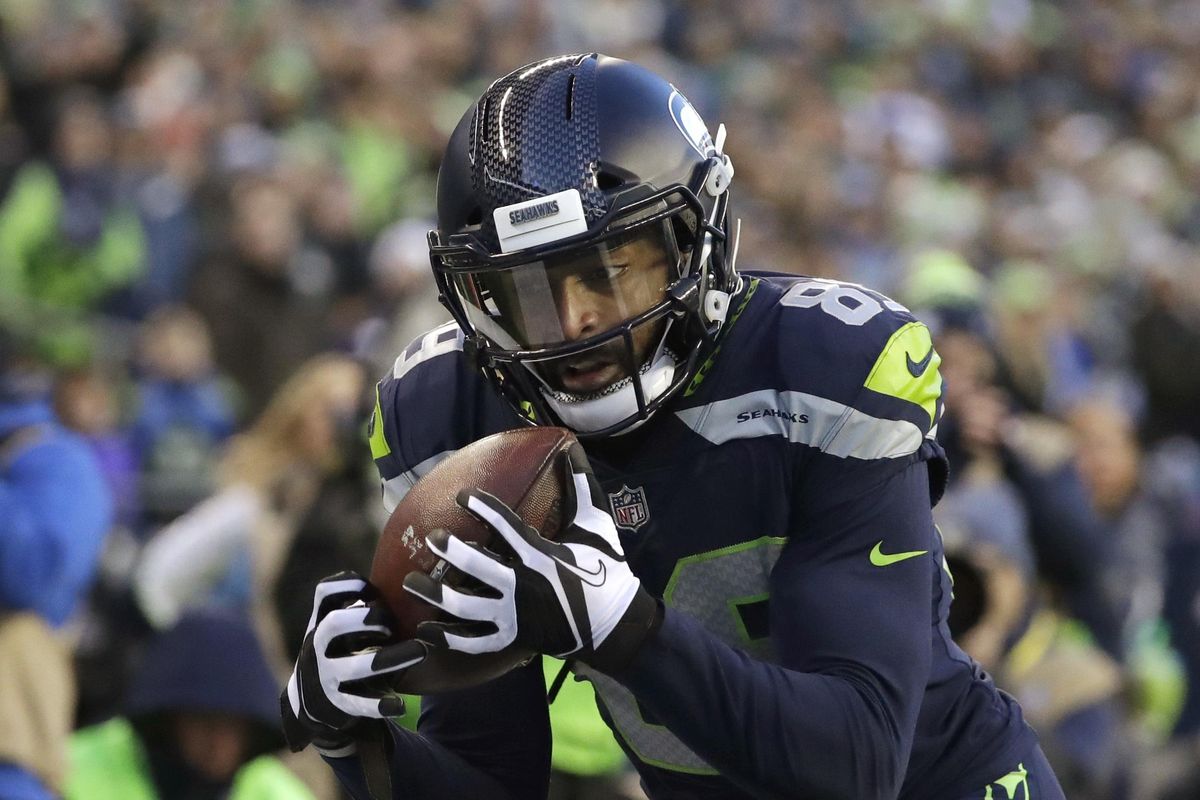 Seahawks head to camp with all eyes on Thomas Rawls, Jimmy Graham