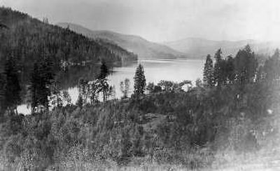 
Picturesque Spirit Lake around 1900 with lofty Mt. Carlton (now Mt. Spokane) soaring in the distance. The Colonel Samuel and Marion Wharton house, the first frame house on the lake, shows in the foreground. Photo courtesy of Keith and Jan Spencer
 (Photo courtesy of Keith and Jan Spencer / The Spokesman-Review)