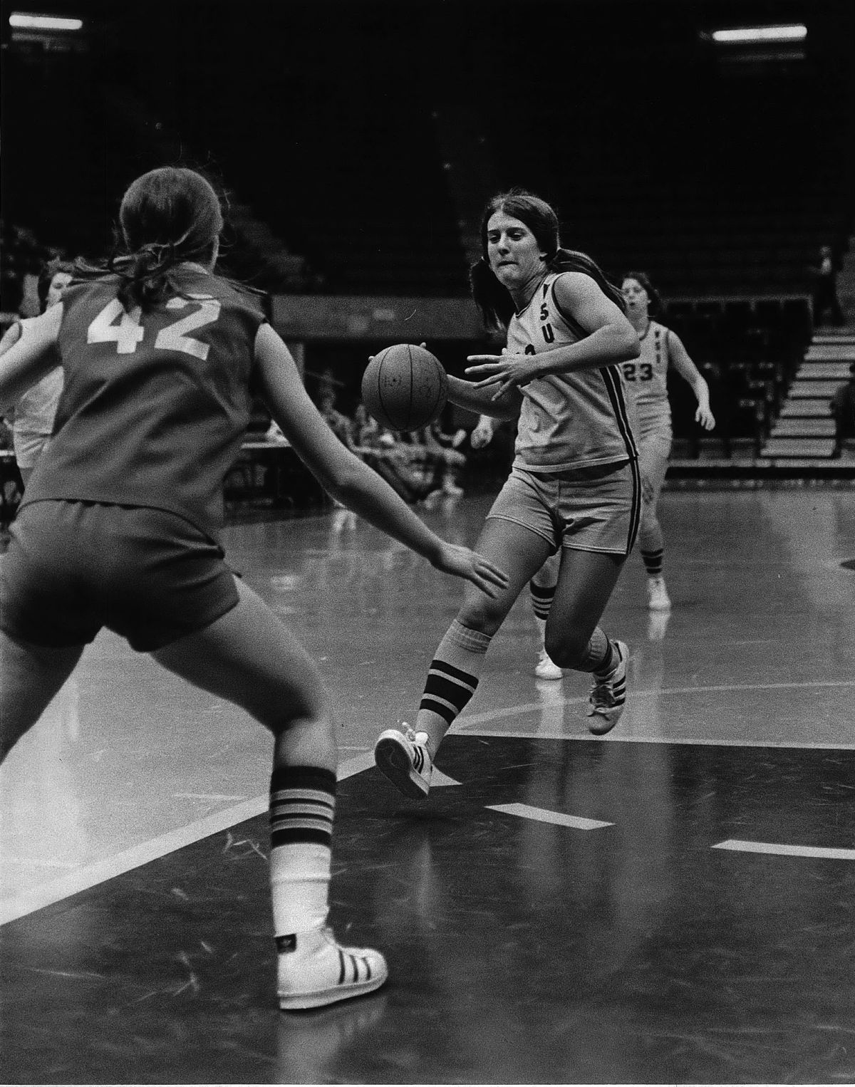 WSU basketball player Jeanne Eggart Helfer in 1978.  (The Spokesmn-Review photo archive)