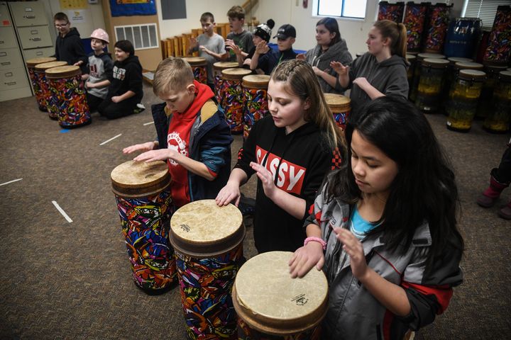 Balboa Elementary music teacher teaching African rhythms with new ...