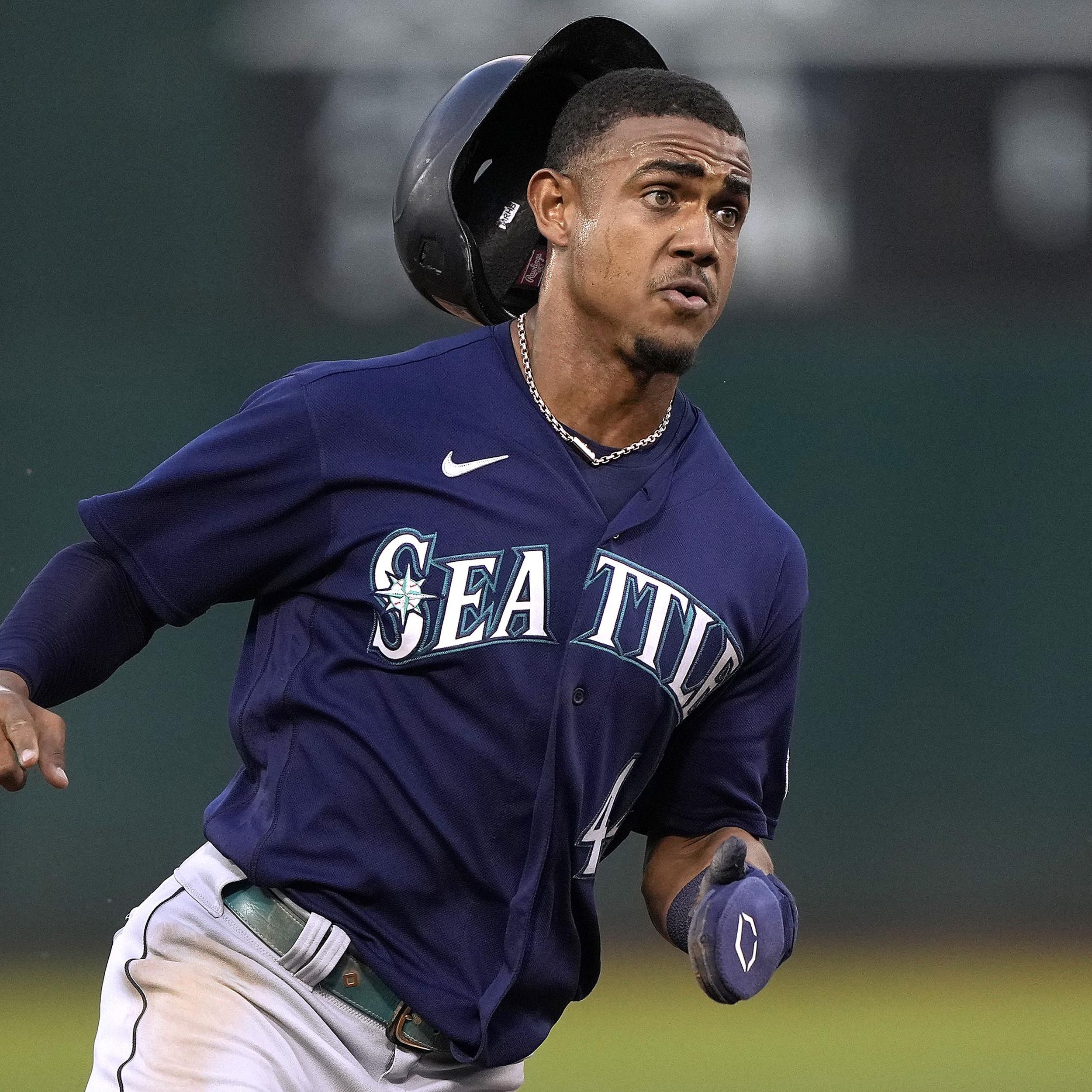 Julio Rodriguez says playing in front of Mariners fans in playoffs