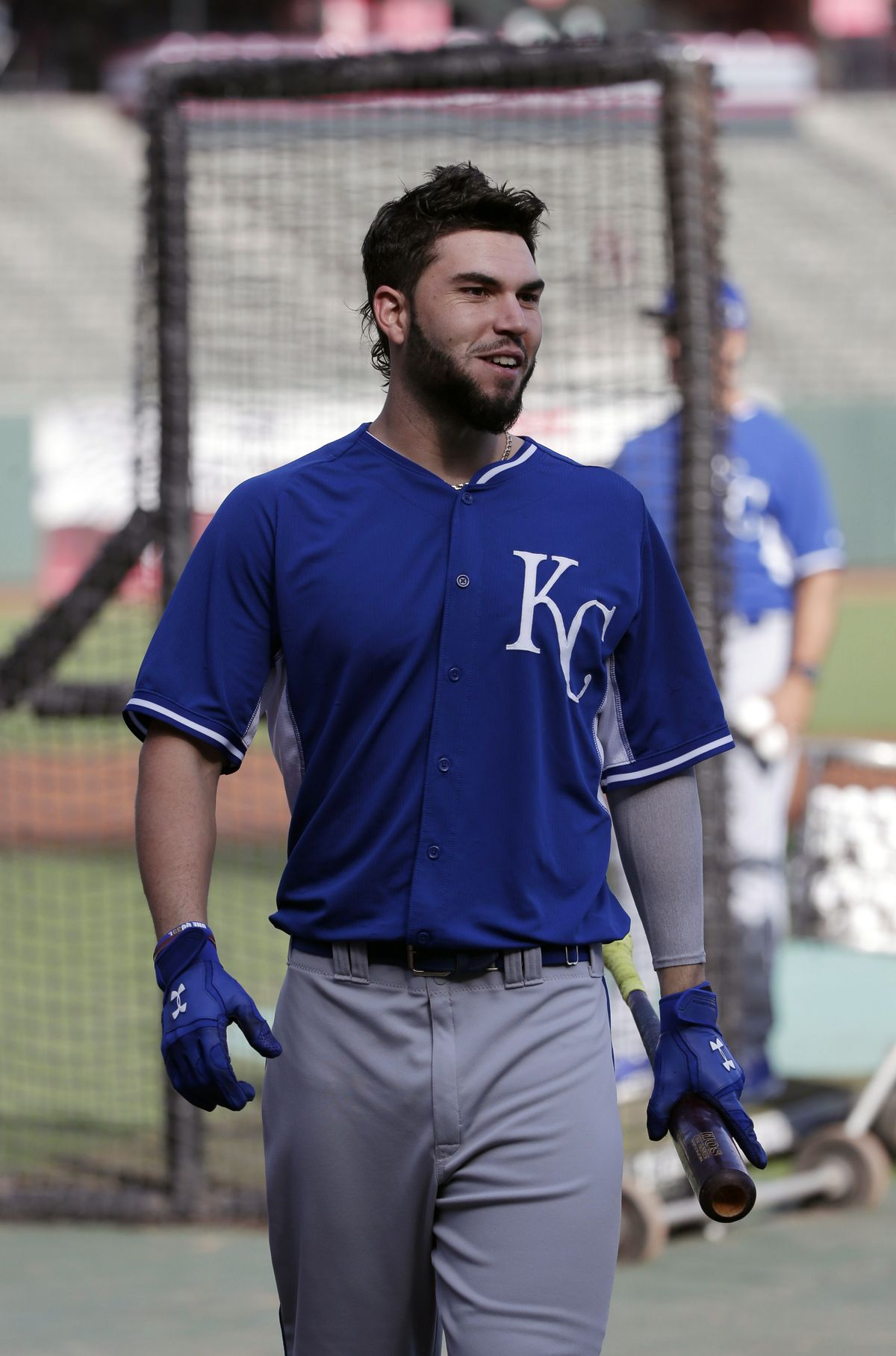 Royals first baseman Eric Hosmer came up short Thursday trying to reach McCovey Cove. (Associated Press)