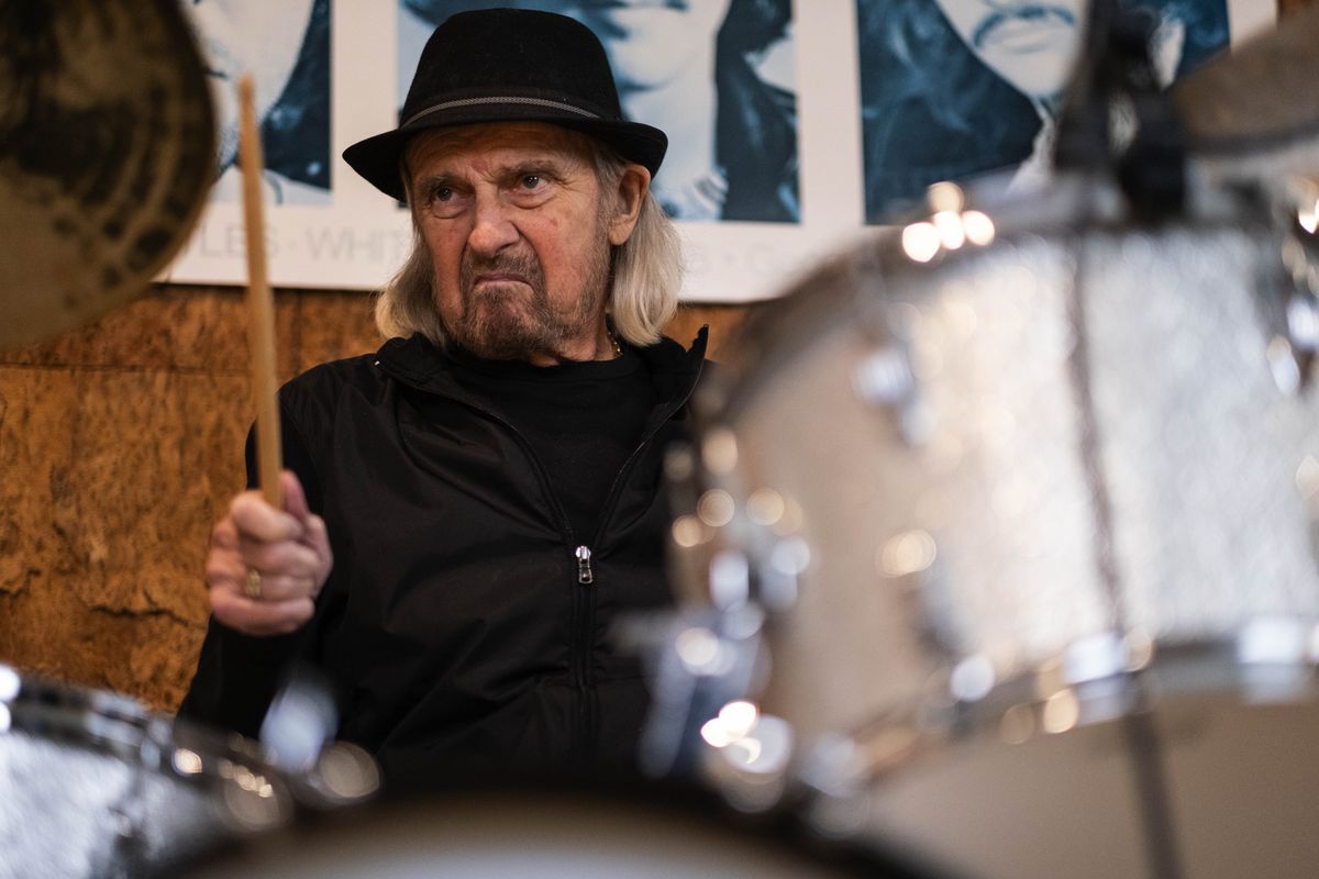 Drummer Alan White plays his drums in this undated photo. White, the longtime drummer for progressive rock pioneers Yes who also played on projects with John Lennon and George Harrison, has died. He was 72.  (Dean Rutz)