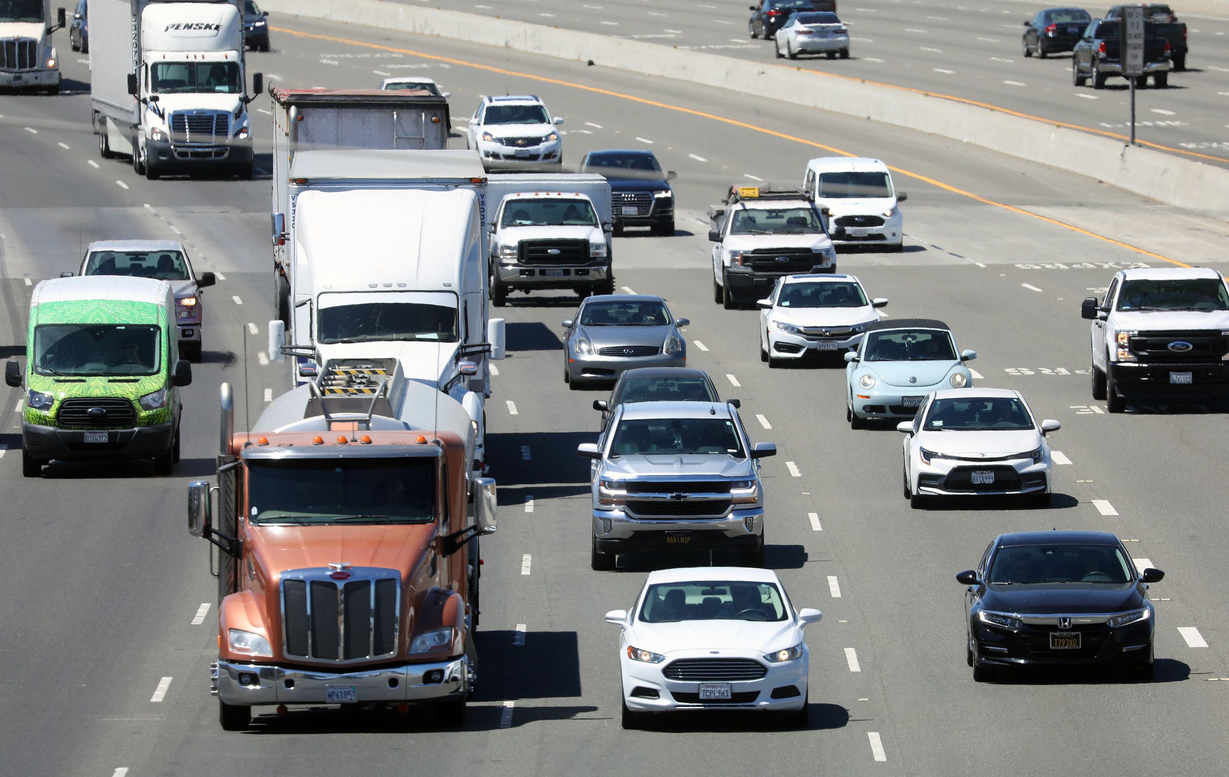 Washington state will ban new gaspowered cars by 2035, following