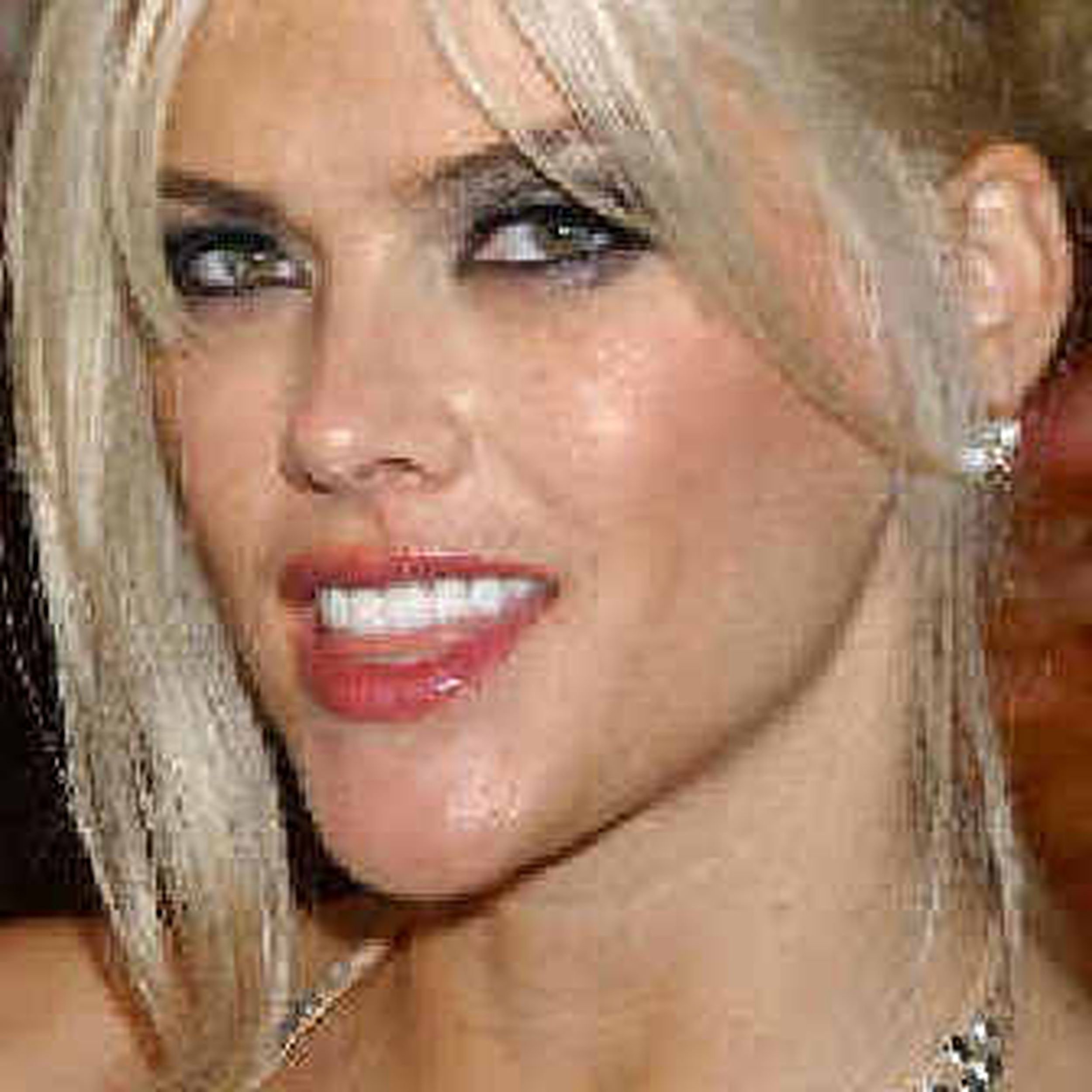 Model and actress the late Anna Nicole Smith faced her oops moment