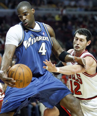 Antawn Jamison scored 34, but his Wizards lost to Bulls. (Associated Press)