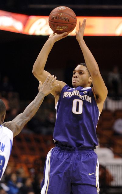 Abdul Gaddy led the Washington Huskies with 16 points in victory over Seton Hall. (Associated Press)