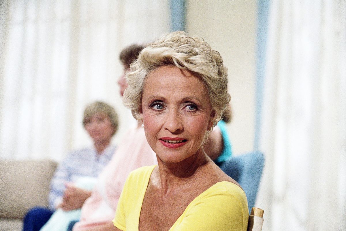 Actress Jane Powell poses for a photo in July 1986 in New York. Jane Powell, the bright-eyed, operatic-voiced star of Hollywood