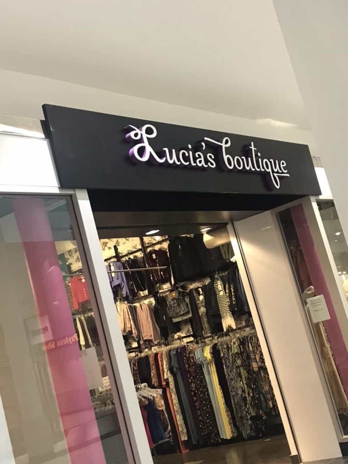 Lucia’s Boutique storefront, where a transgender teen says she was turned away while dress shopping earlier this week. (KHQ)
