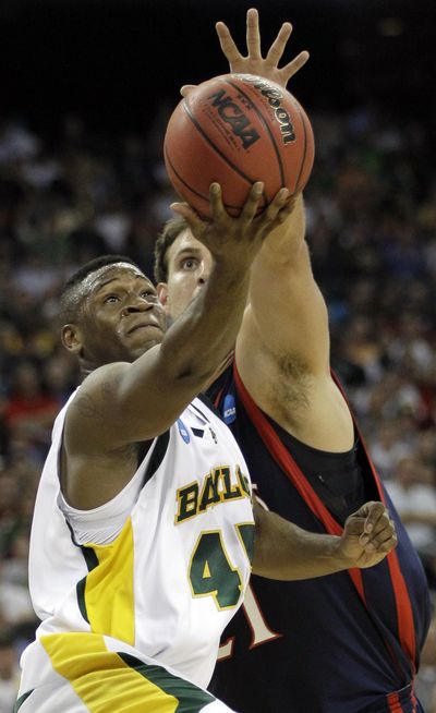 Baylor’s Tweety Carter scored 14 points as the Bears beat Saint Mary’s. (Associated Press)