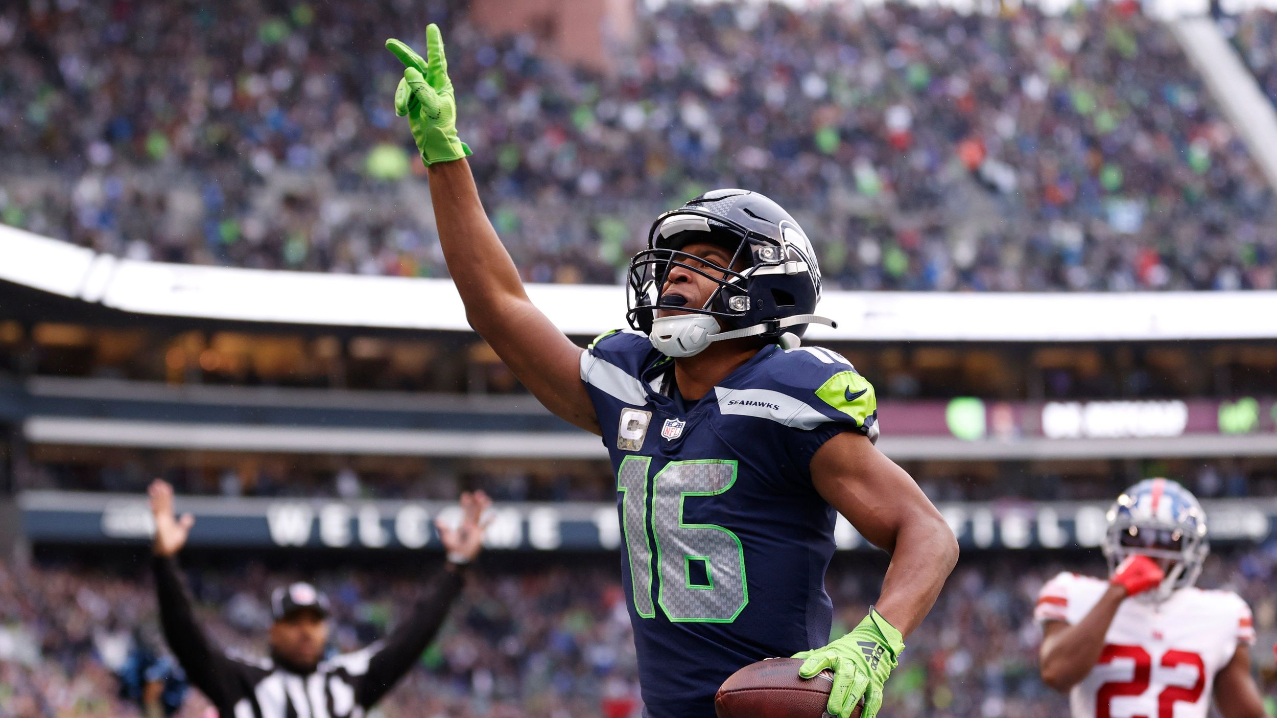 In Lockett we trust: How a failed trick play reinforced the Seahawks' faith  in Tyler Lockett