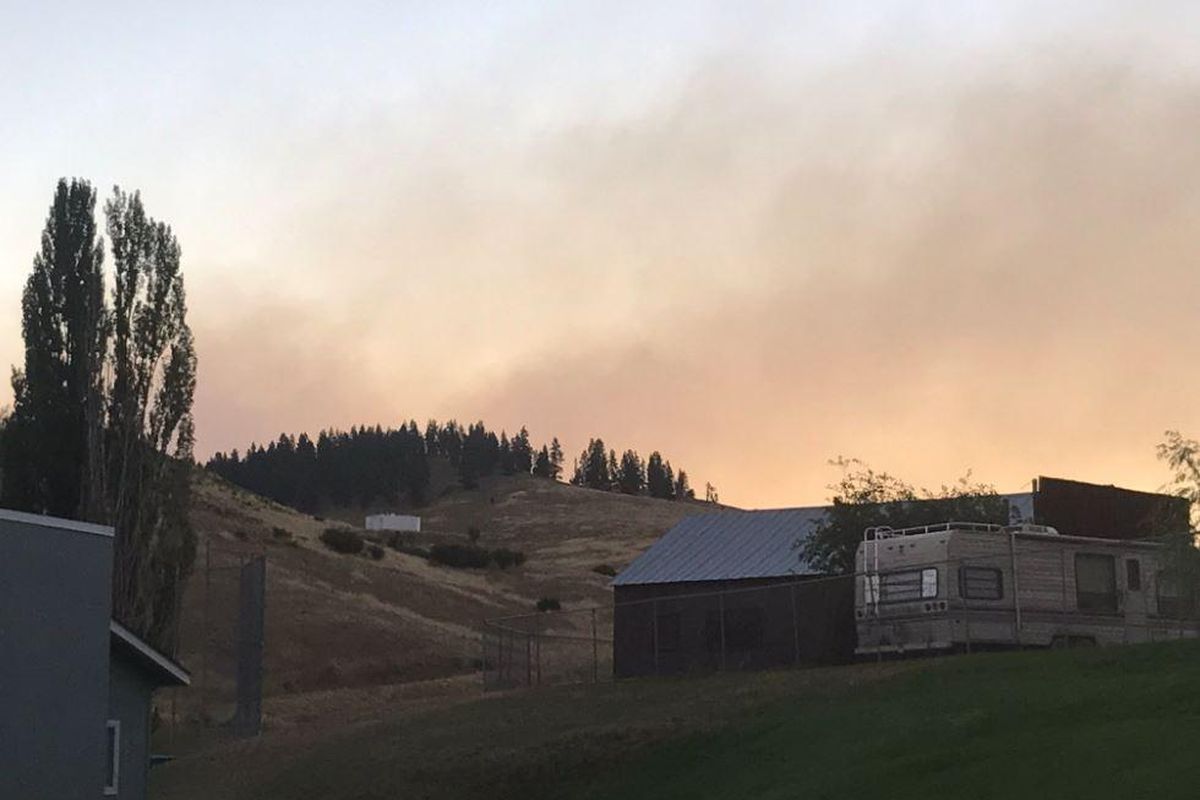 Smoke from the Bissell fire in Stevens County on Monday, July 24, 2017. (Morgan Marum / KHQ)