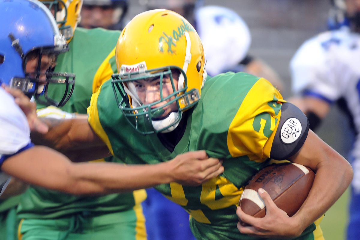 Lakeland running back Cory Thorne looks for yardage. (CHRISTOPHER ANDERSON / The Spokesman-Review)