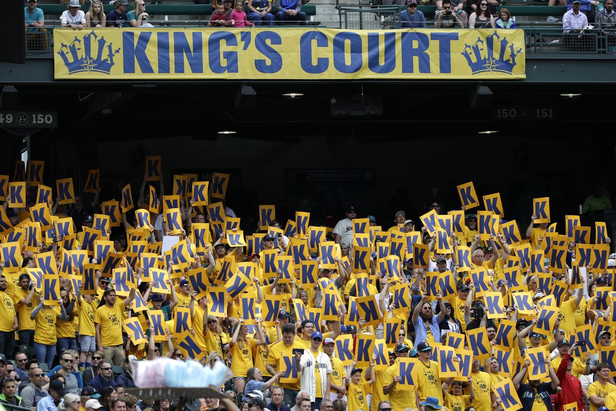 With the King's Court cheering section behind him, Seattle