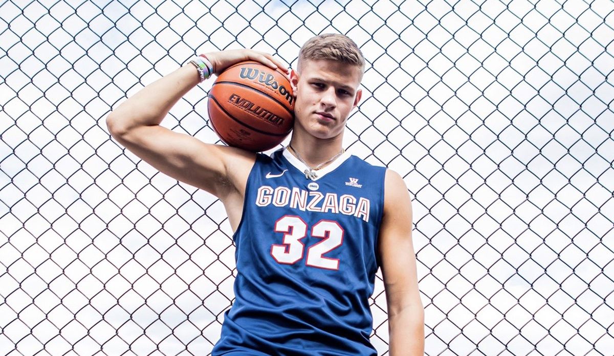 Ben Gregg was the Oregon Gatorade player of the year last season.  (Courtesy of ShotsByChubbs)