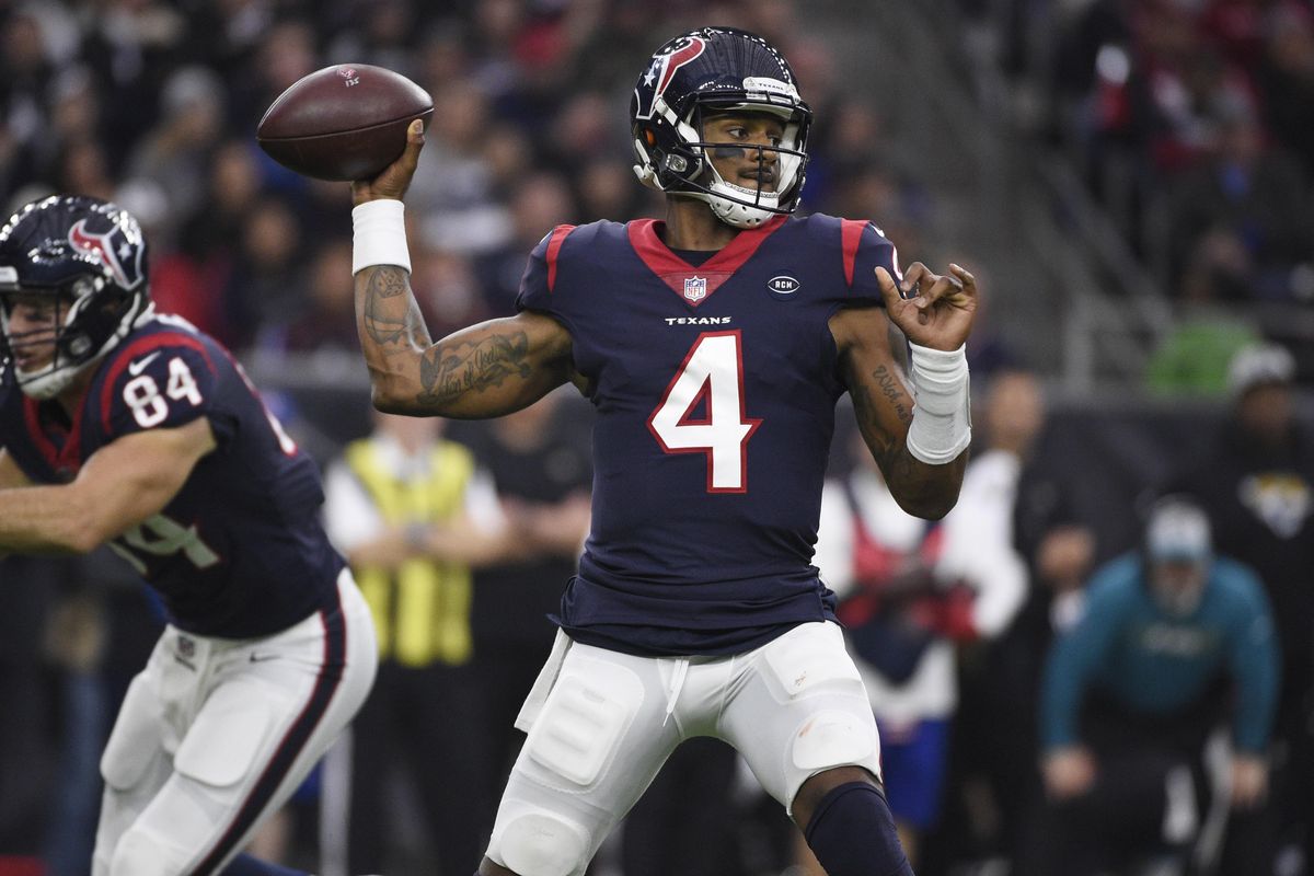 Houston Texans quarterback Deshaun Watson (4) throw against the Jacksonville Jaguars during the first half of an NFL football game, Sunday, Dec. 30, 2018, in Houston. (Eric Christian Smith / Associated Press)