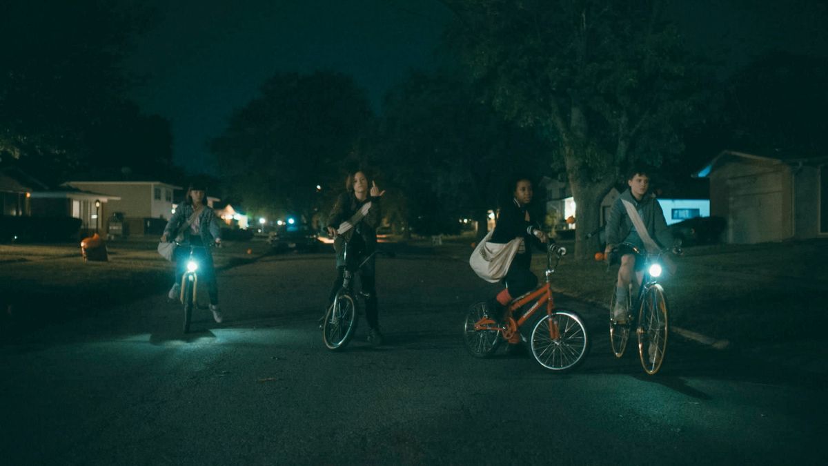 Riley Lai Nelet, Sofia Rosinsky, Camryn Jones, and Fina Strazza in “Paper Girls.”  (Amazon Studios)