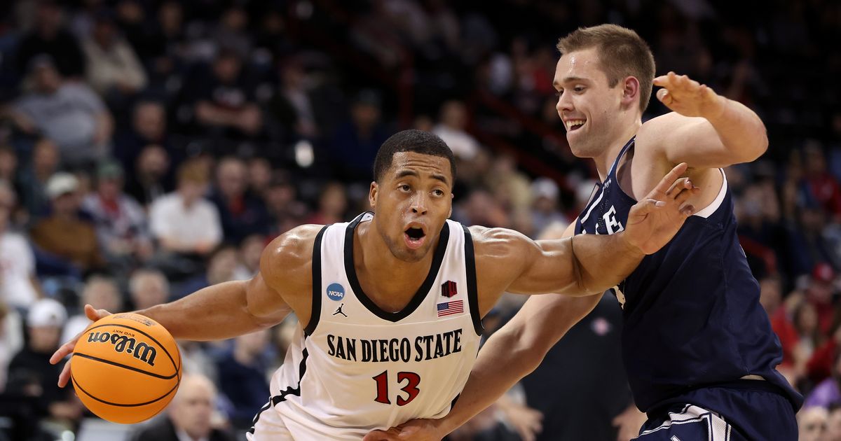 San Diego State Throttles Yale 85-57 At The Arena, Sets Up NCAA Title ...