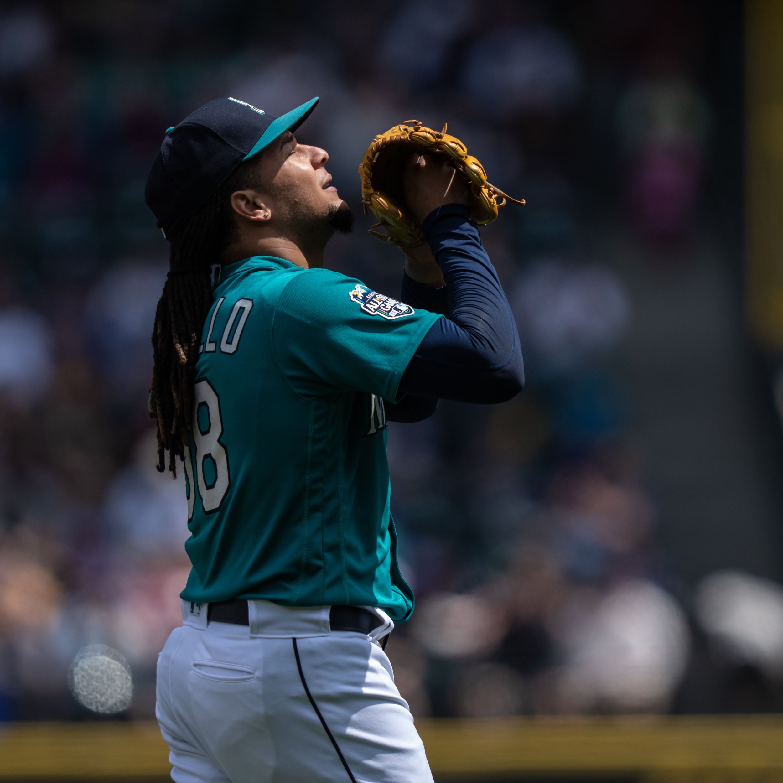 Luis Castillo goes seven innings as Mariners top Nationals