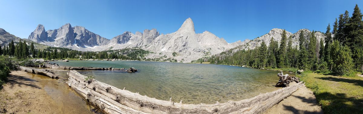 The Cirque of the Towers peaks loom over Lonesome Lake in the Wind River Range of Wyoming. (TYLER NYMAN / Photo by Tyler Nyman)