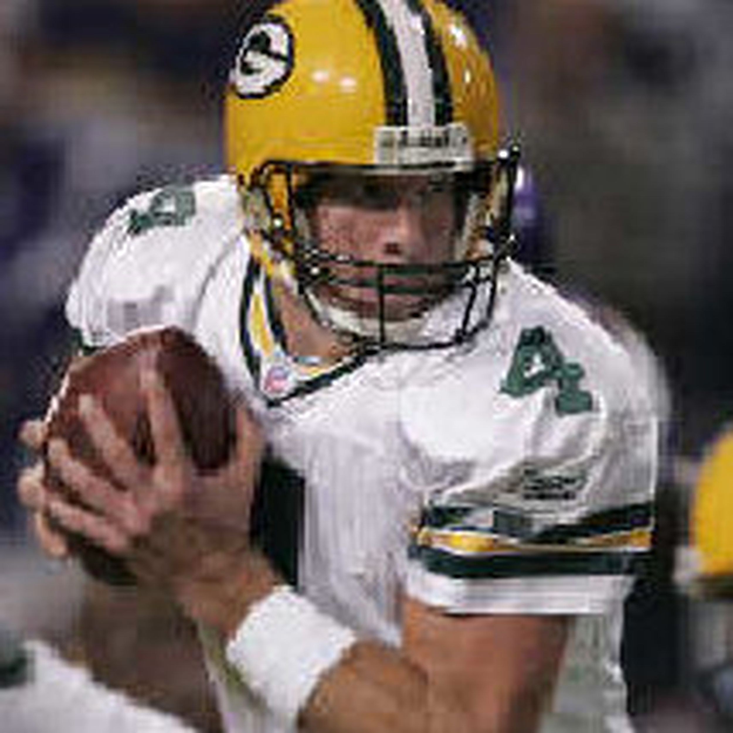 GREEN BAY, Wis. (AP) — Brett Favre had one more memorable moment