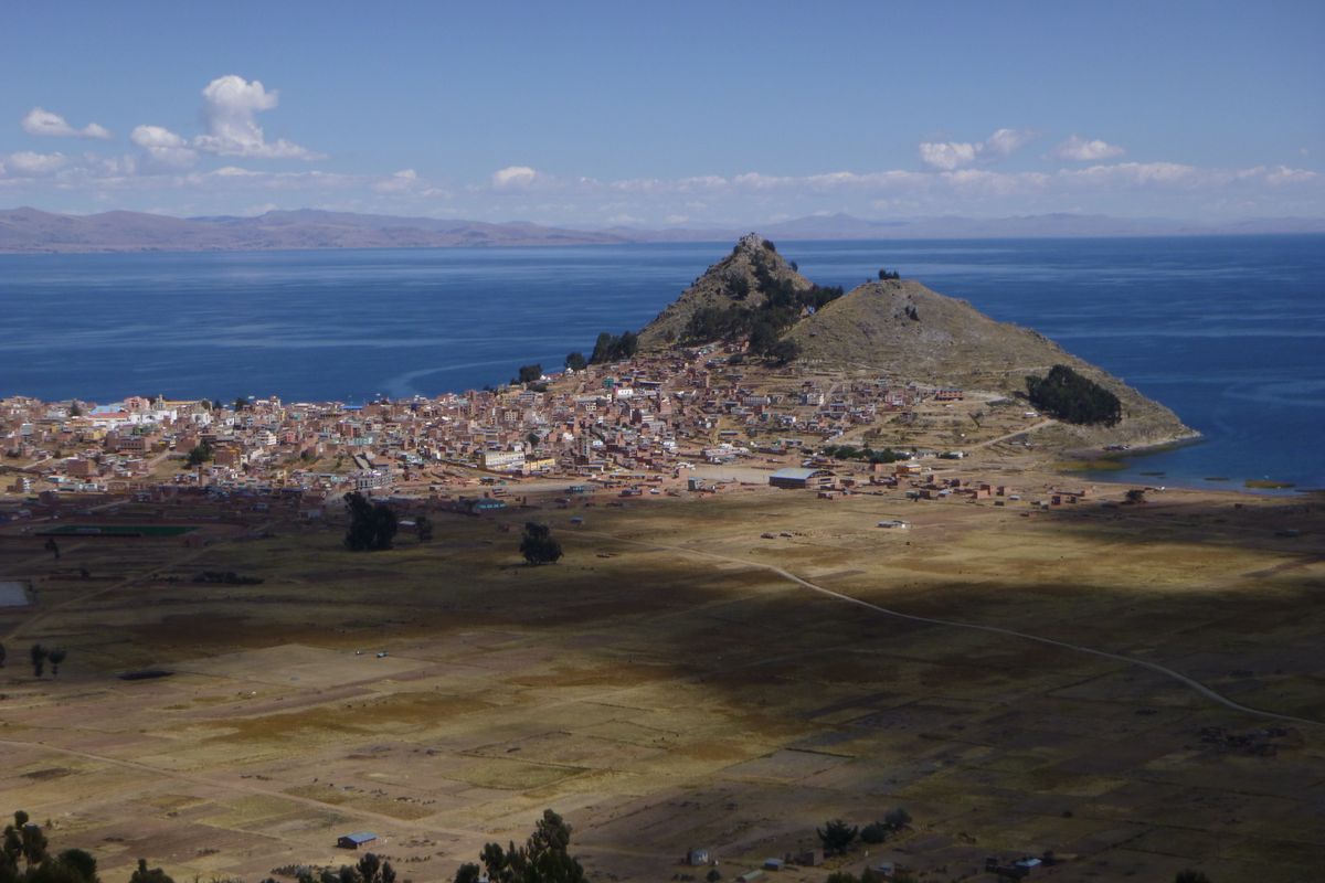 Bolivia: Footloose family vacation finds rich experience in poor nation