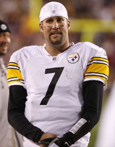 Pittsburgh QB Ben Roethlisberger injured his right shoulder Sunday. (Associated Press / The Spokesman-Review)
