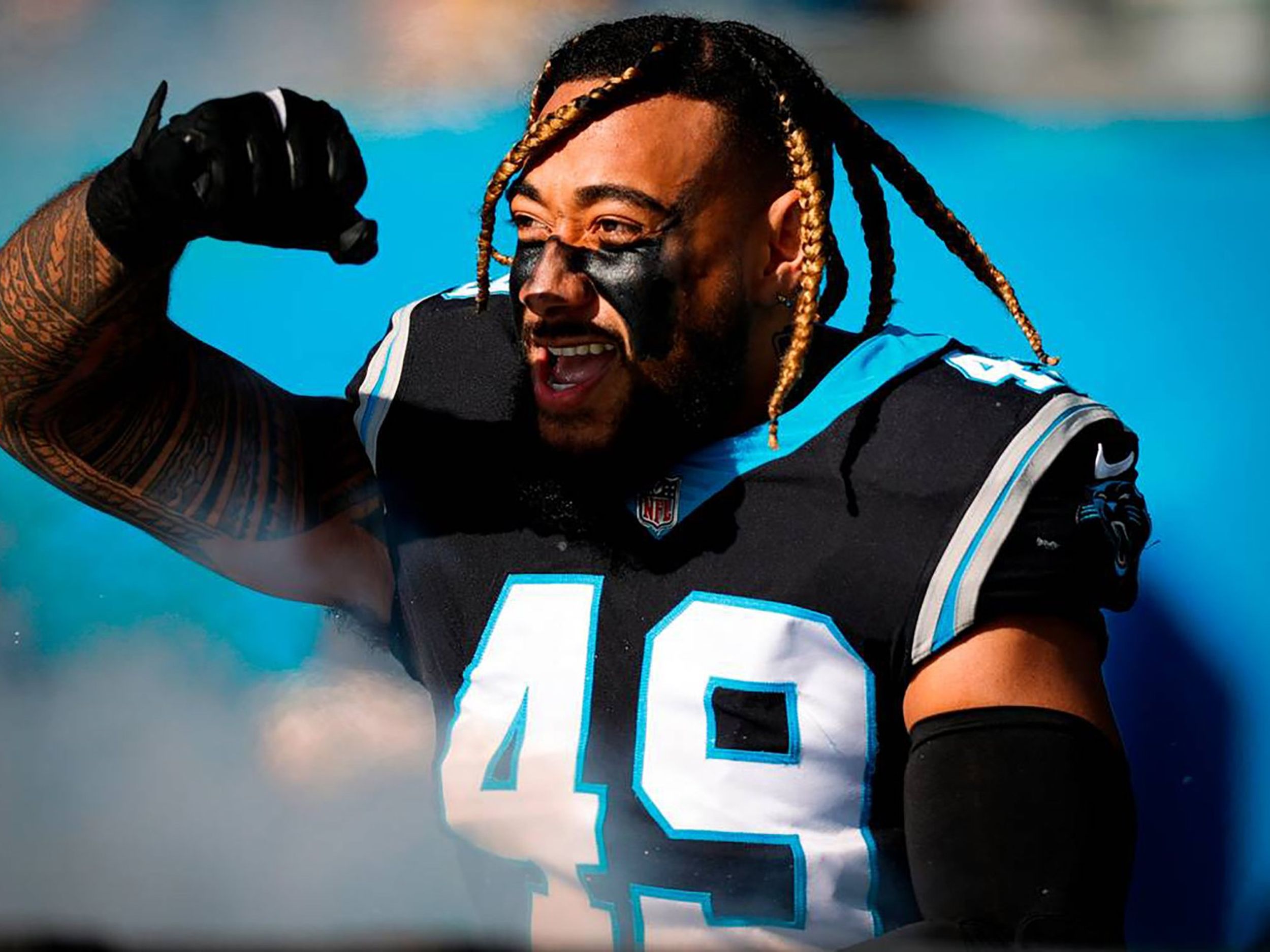 Panthers LB Frankie Luvu becomes American citizen