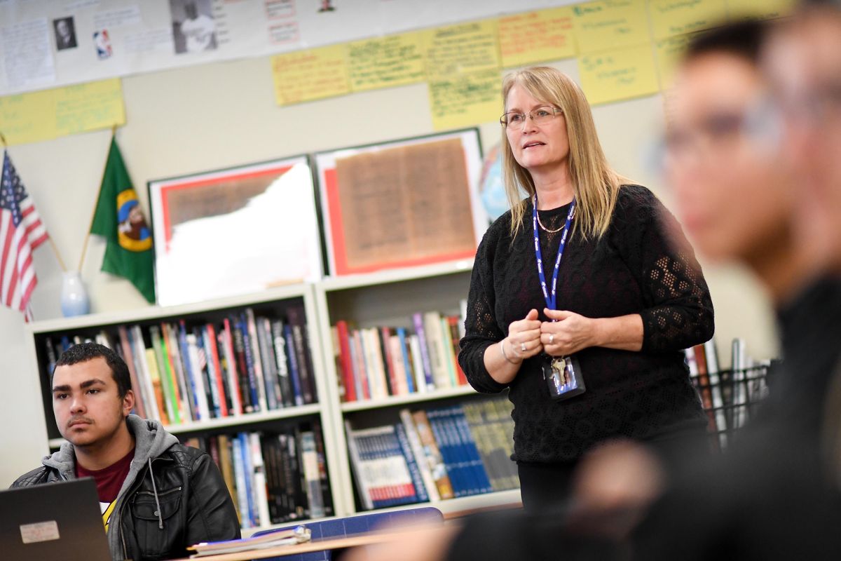 Joni Scott, a teacher in the Wellpinit School District, leads a sign language class on Thursday at Wellpinit Middle/High School. (Tyler Tjomsland / The Spokesman-Review)