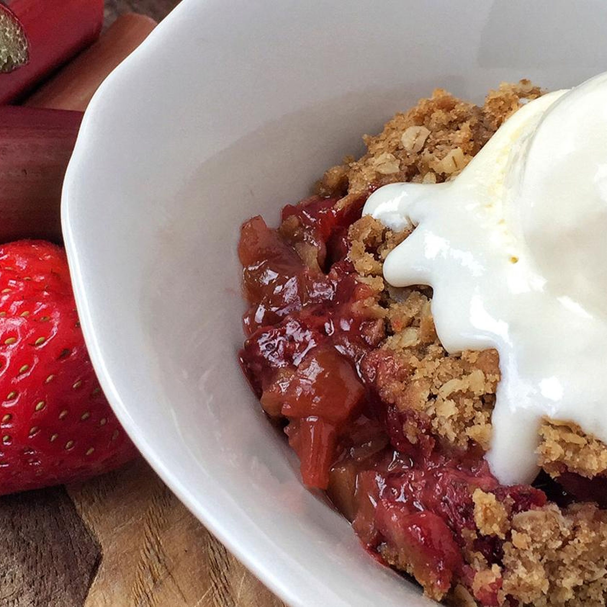 Dorothy Dean Presents Strawberry Rhubarb Crisp The Spokesman Review