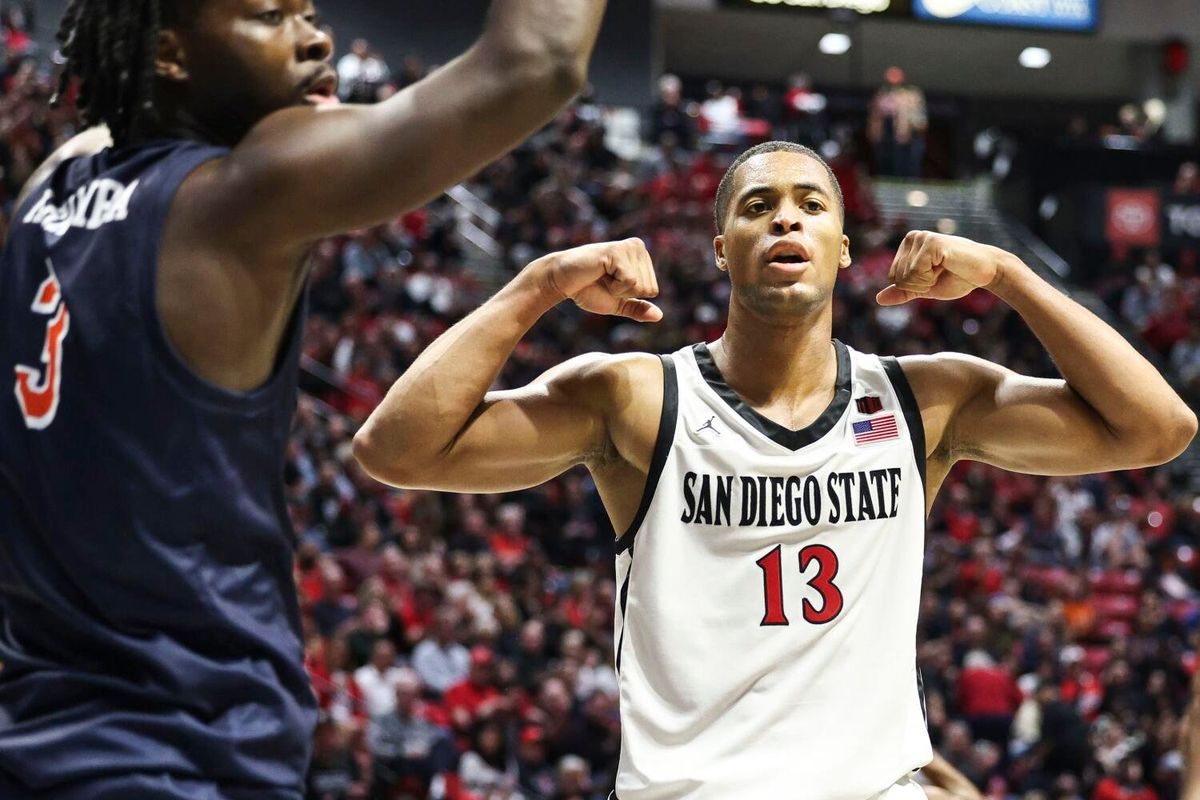 San Diego, CA - November 06: San Diego State forward Jaedon LeDee (13) reacts after a foul was called against Cal State Fullerton during their game at Viejas Arena on Monday, Nov. 6, 2023 in San Diego, CA.(Meg McLaughlin / The San Diego Union-Tribune)  (Meg McLaughlin)