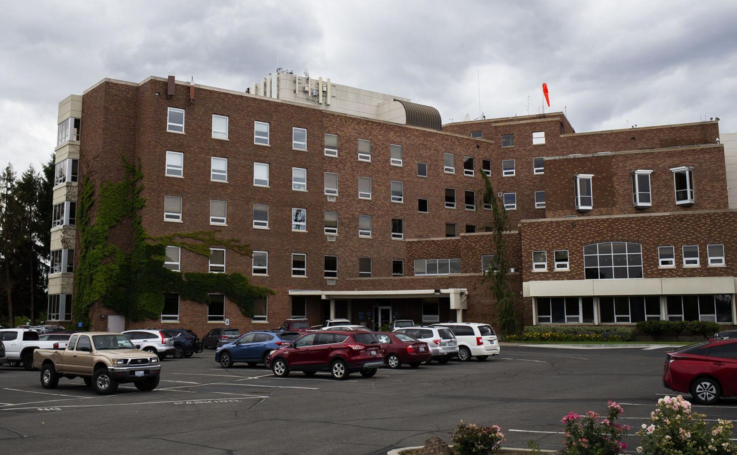 Yakima Valley Memorial may merge with Tacoma-based MultiCare Health ...