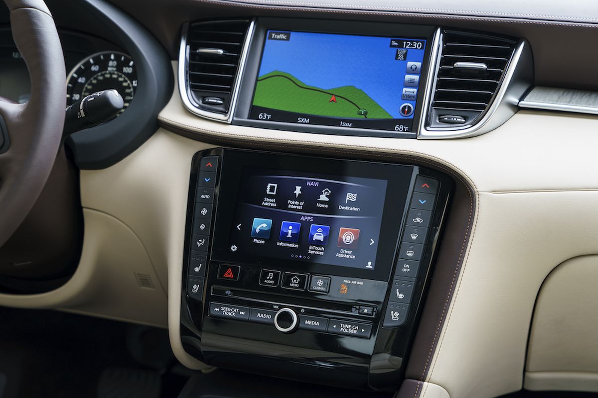 Infiniti’s two-screen infotainment system is a jumble of control options, confusing menus and mismatched fonts. (Infiniti)