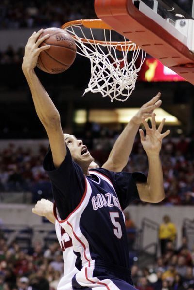 Austin Daye and teammates discovered tight rims in win over Indiana on Saturday in Indianapolis. (Associated Press / The Spokesman-Review)